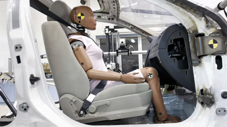 Here's How Car Safety Ratings Are Determined By The NHTSA &amp; IIHS