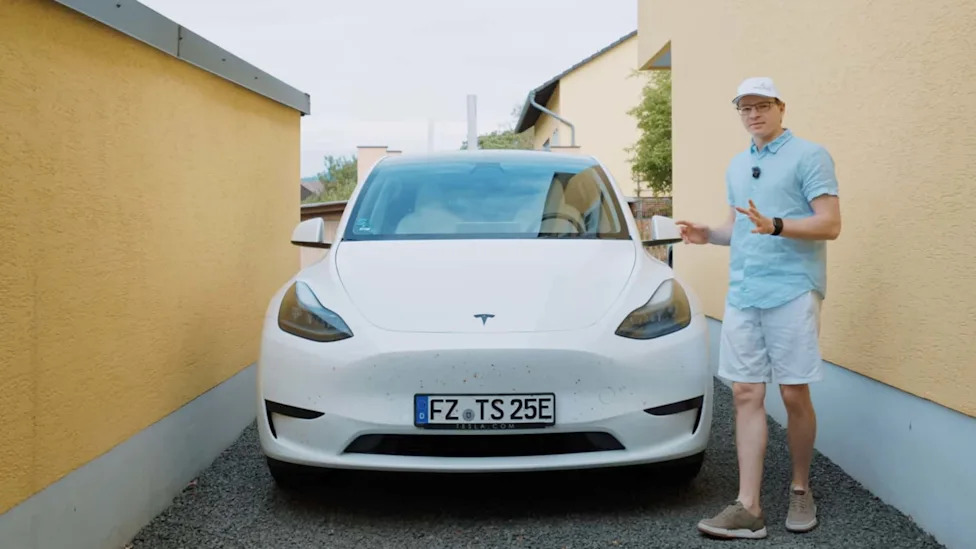 A Tesla Model Y Battery Test Looked Bad. Then The Degradation Almost Stopped