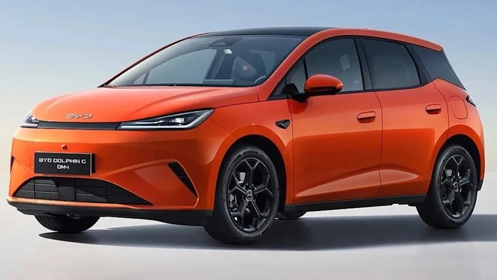 BYD, BYD's first global plug-in hatch with 621-mile range spotted ahead of launch