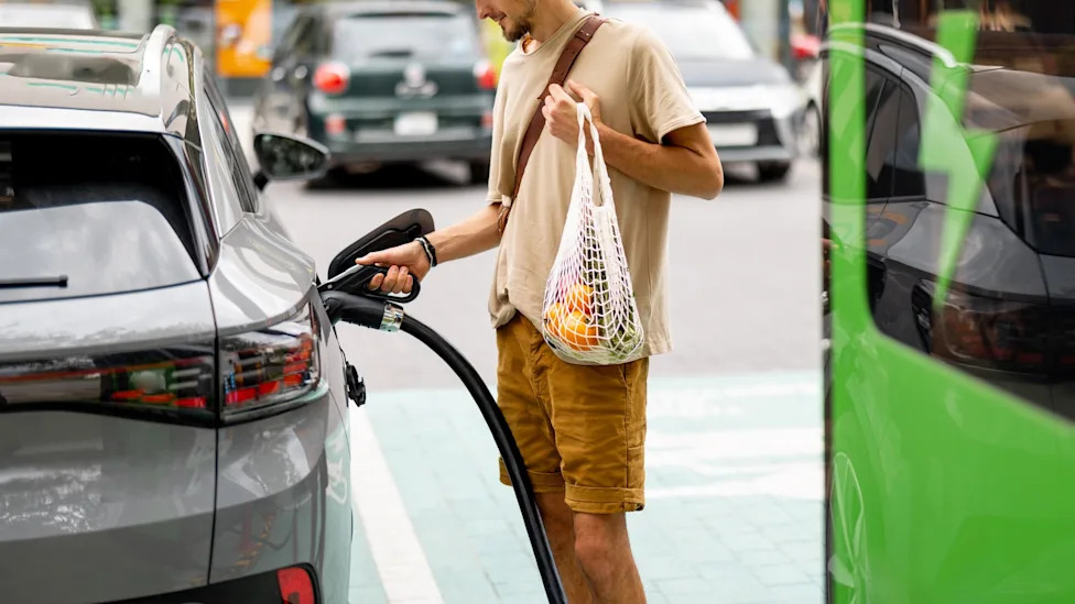 Driver sparks debate after questioning why not all gas stations have EV chargers