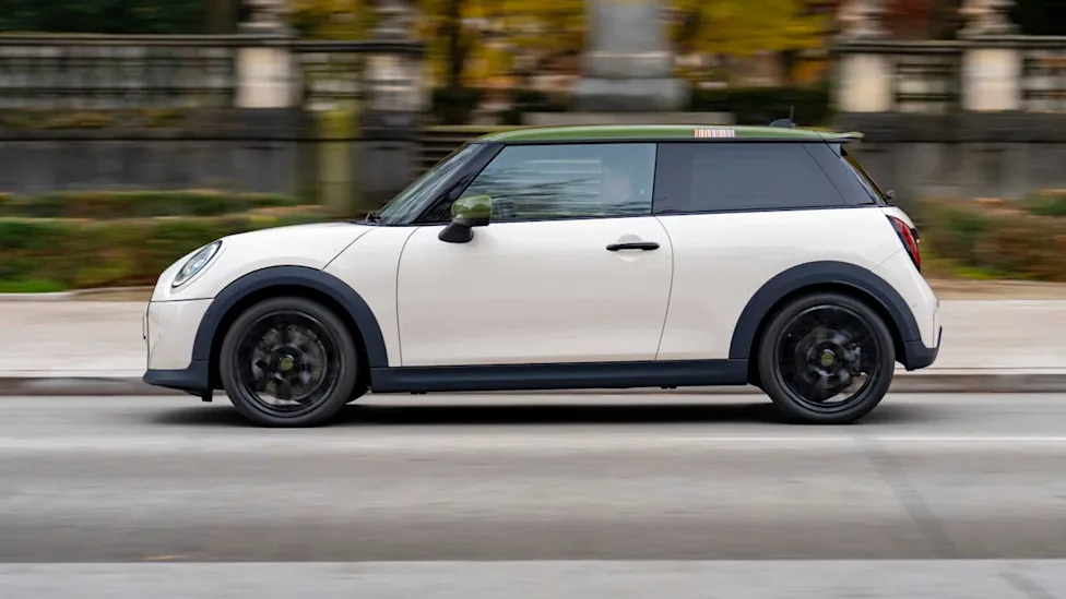 Mini’s Stylish Paul Smith Edition Arrives In America With A Pricey Catch