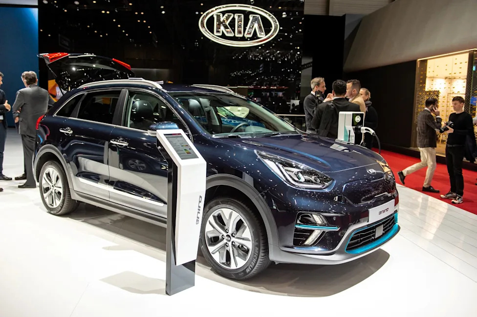 Kia recalls 14,117 first-gen e-Niros after battery monitoring flaw raises fire risk