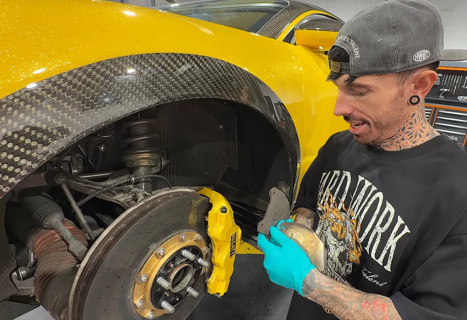 Bugatti Refuses To Sell Parts to YouTuber Who Fixed a $1.2 Million Veyron for $54