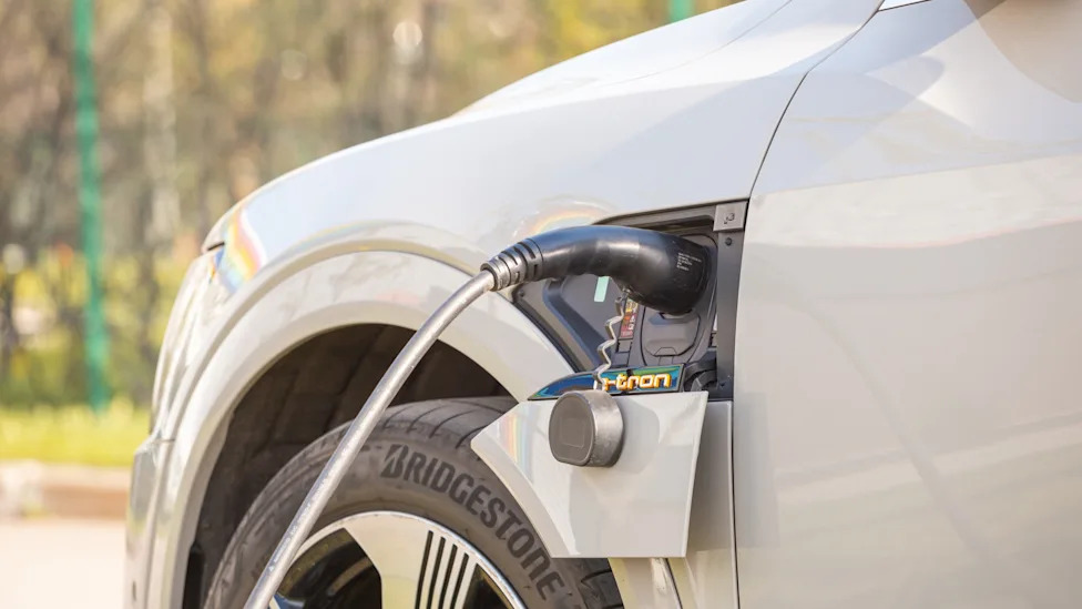 On a 600-mile drive to Montreal, a New Hampshire stop showed EV charging finally works