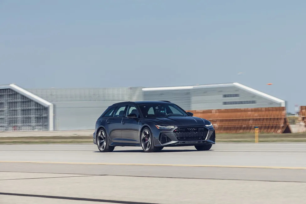 Audi RS6 Avant at the 0–150–0-MPH Speed Test 2026
