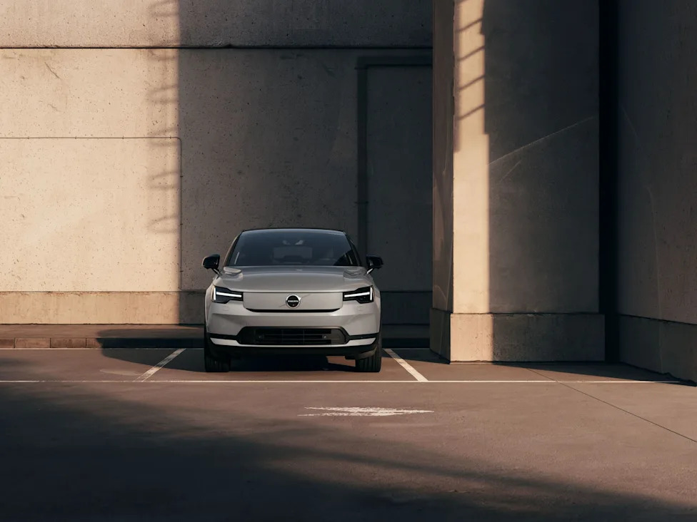 Volvo updates XC40 with fresh design and more safety tech