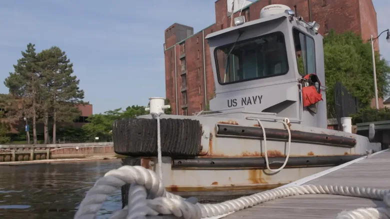 'Boomin' Beaver' Is The Smallest Active-Duty US Navy Vessel, And It's Adorable