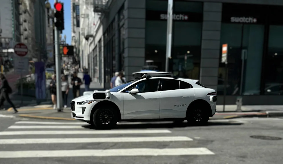 Driverless Taxis Are Calling 911 On Sleeping Passengers