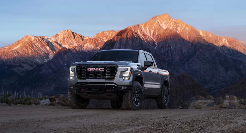 GMC, Bold, high-tech GMC Sierra drops the mic