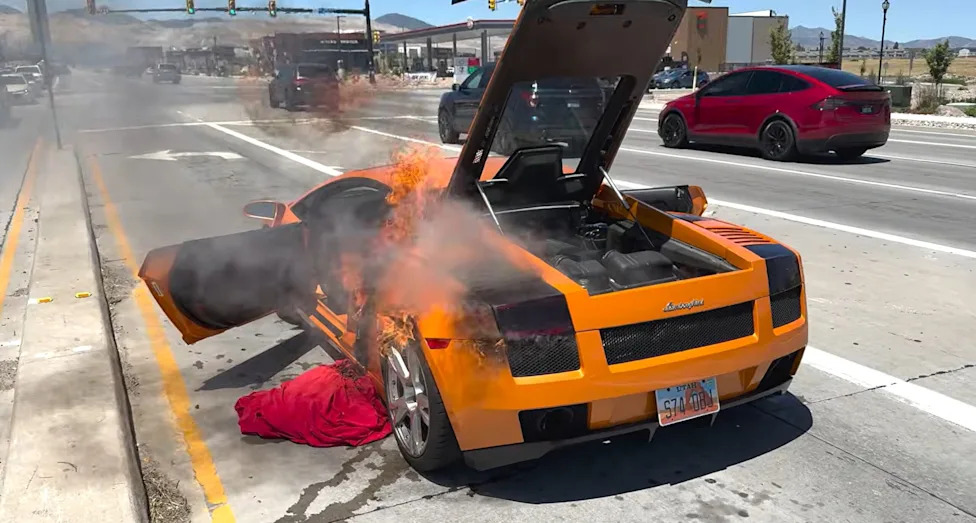 YouTuber Gets Emotional After His Lamborghini Gallardo Catches Fire, Good Samaritans in Utah Save the Day