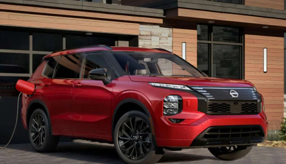 Nissan, Mitsubishi, Nissan stumbles worldwide as Mitsubishi maps a comeback that could remake the brand