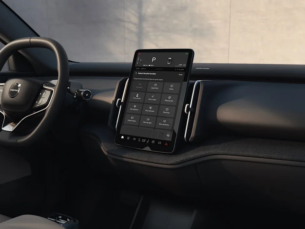 Volvo Kills EX30 in America, Then Gave It a Cool New Feature