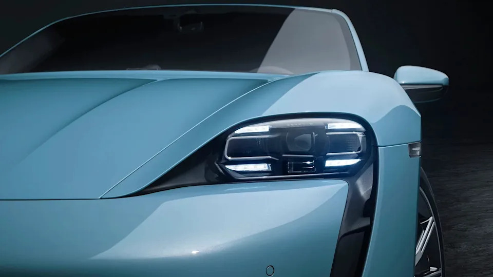 Blinding LED Headlights Could Finally Face Tougher Rules In America