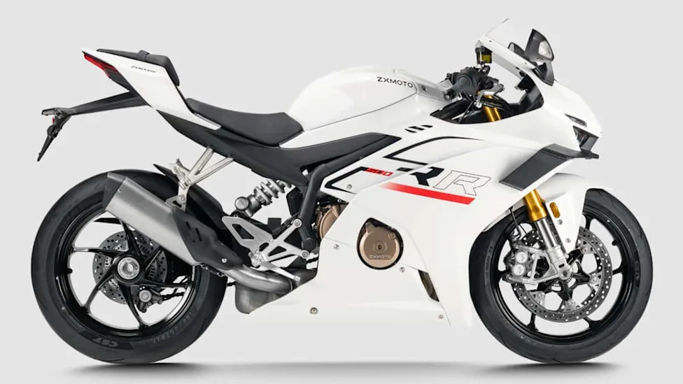 China Built The 500cc Four-Cylinder Sportbike America Can’t Have