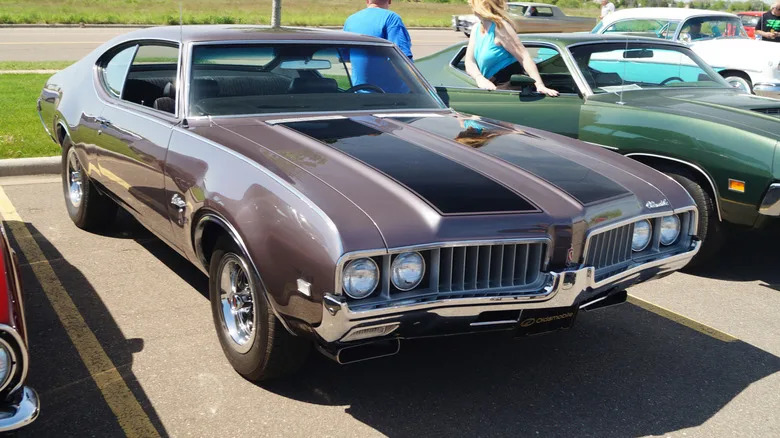 Why The Oldsmobile Ram Rod 350 Was Such A Special Engine