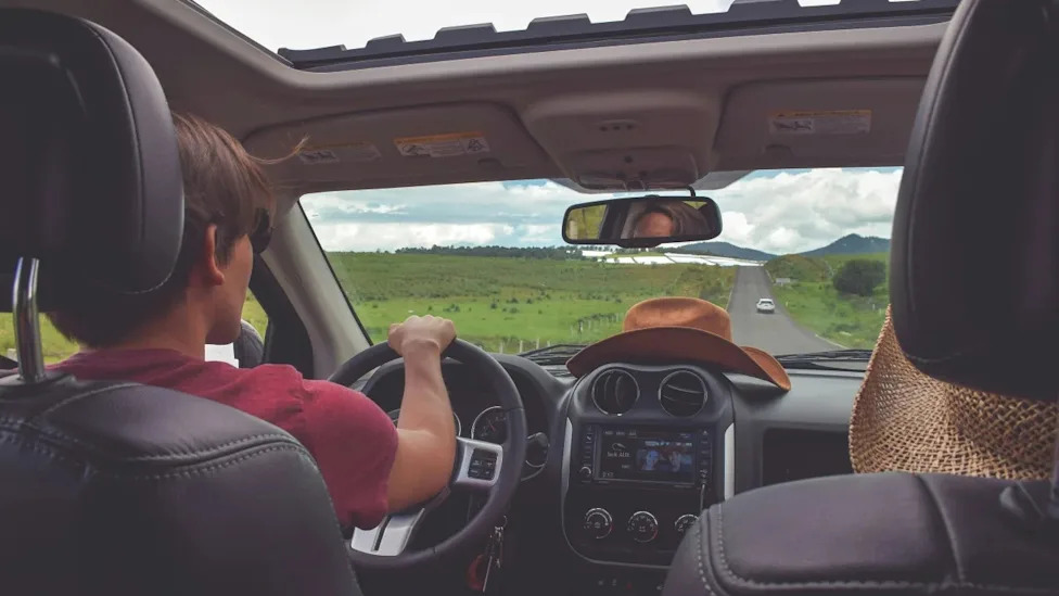 Man Suffers Brake Failure on Car With Clean Carfax Report on a Test Drive