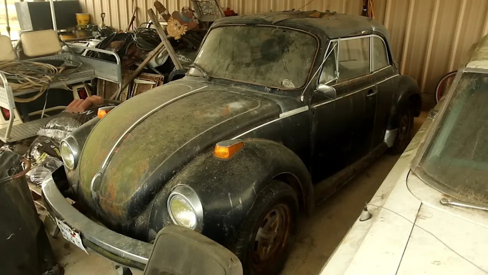 Only 900 Were Built: A 1979 VW Beetle Epilogue Edition Wakes Up After 24 Years in a Shed