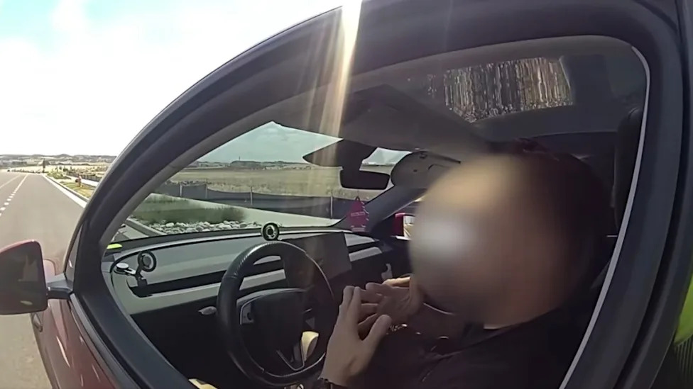 Tesla, Tesla Driver Tells Officer He Wasn’t Speeding, His Car Was