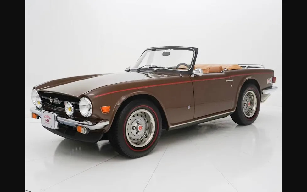 Tri-Carb 1975 Triumph TR6 Is A British Roadster Reborn With Overdrive And Triple SUs