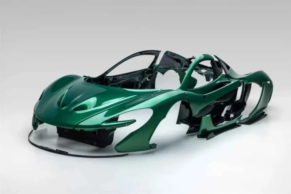 McLaren, Someone Is Auctioning the Body of a $1 Million McLaren P1, and the Car Itself Isn't Included