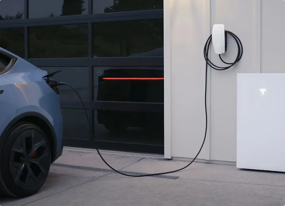 Some Tesla Model 3s and Model Ys Can Now Power Some Homes with New V2H Bidirectional Charging