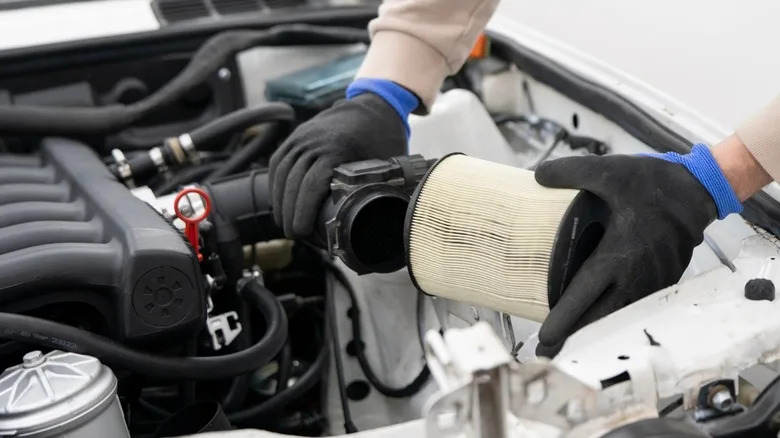 What Happens If You Don't Change Your Engine's Air Filter?