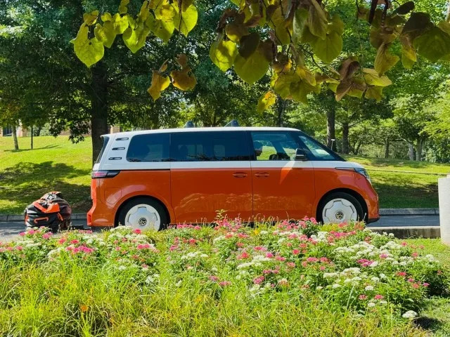 Virginia family took 6 in a VW ID.Buzz for 1,000 miles, and says the EV tradeoff was worth it