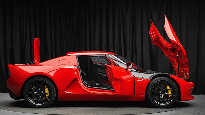 This Chinese Sports Car Pushes 429 BHP &amp; Costs Less Than A Corvette Or Mustang GT