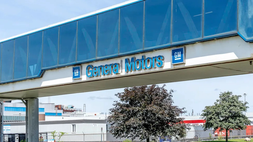 GM, GM says 250,000 EVs could feed the grid, if owners get 'appropriate compensation'