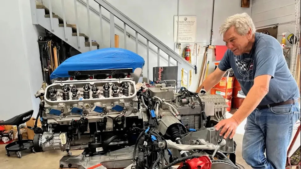 World’s First 8.1L Big Block C8 Corvette Finally Hits the Freeway