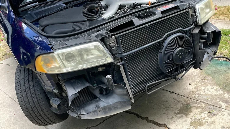 Rules May Vary, But Driving Without A Bumper Is Always A Bad Idea