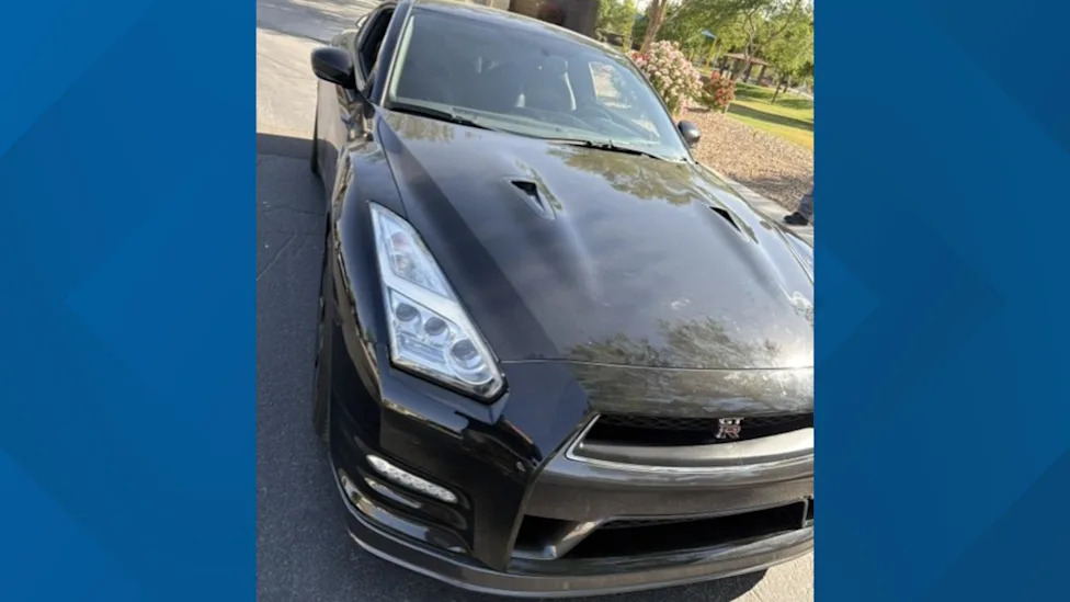 Nissan, Nissan GT-R, Stolen Nissan GT-R Found Hidden in Arizona After VIN Was Allegedly Altered to Cover Tracks