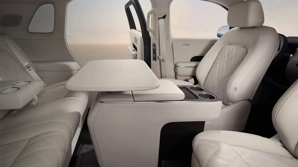 Xiaomi thinks hybrids still have a future — and this SUV explains why