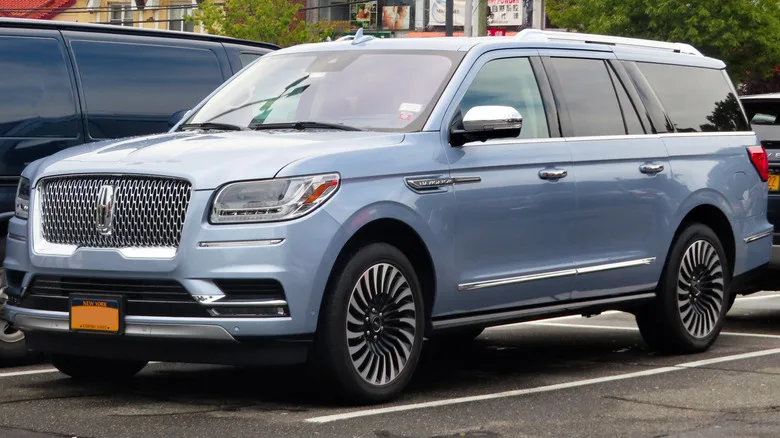 Here's How Much A 2021 Lincoln Navigator L Has Depreciated In 5 Years