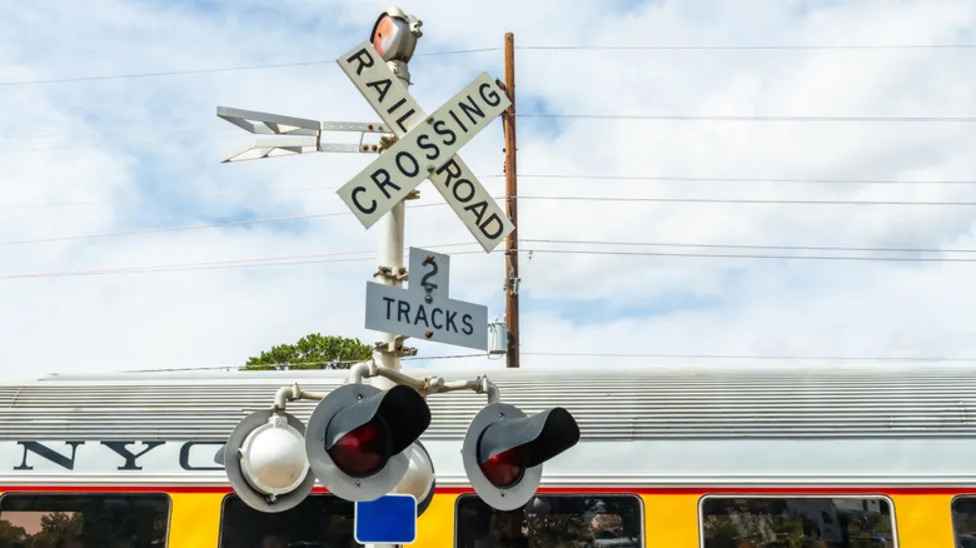 Why Railroad Crossing Signs Are X-Shaped, And What The Crossbuck Actually Means