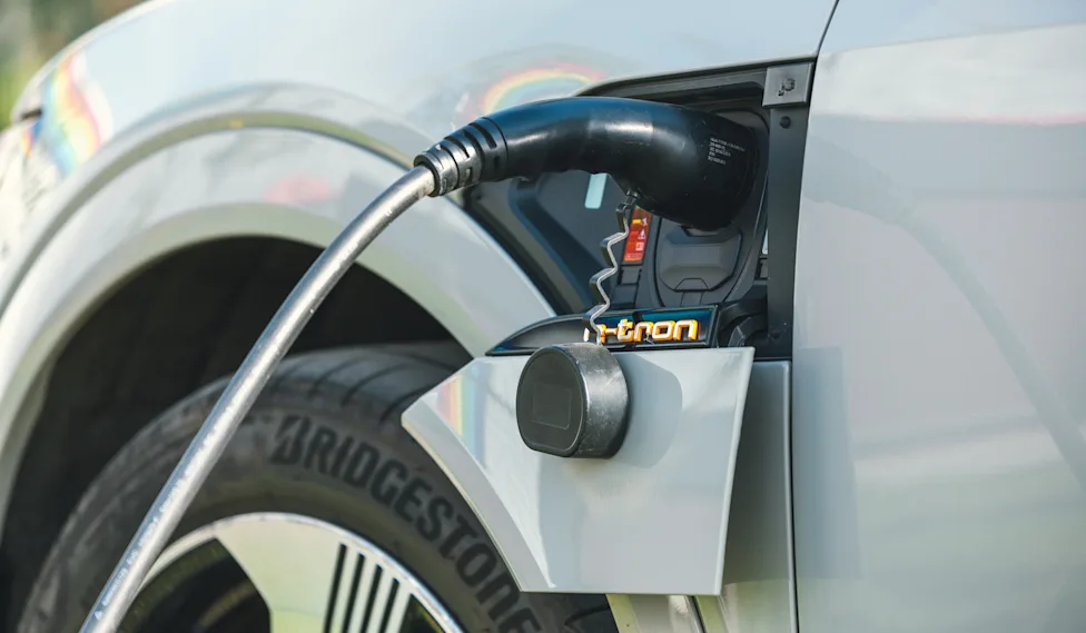 EV driver says car costs nearly 8x less per mile than gas — even without home charging