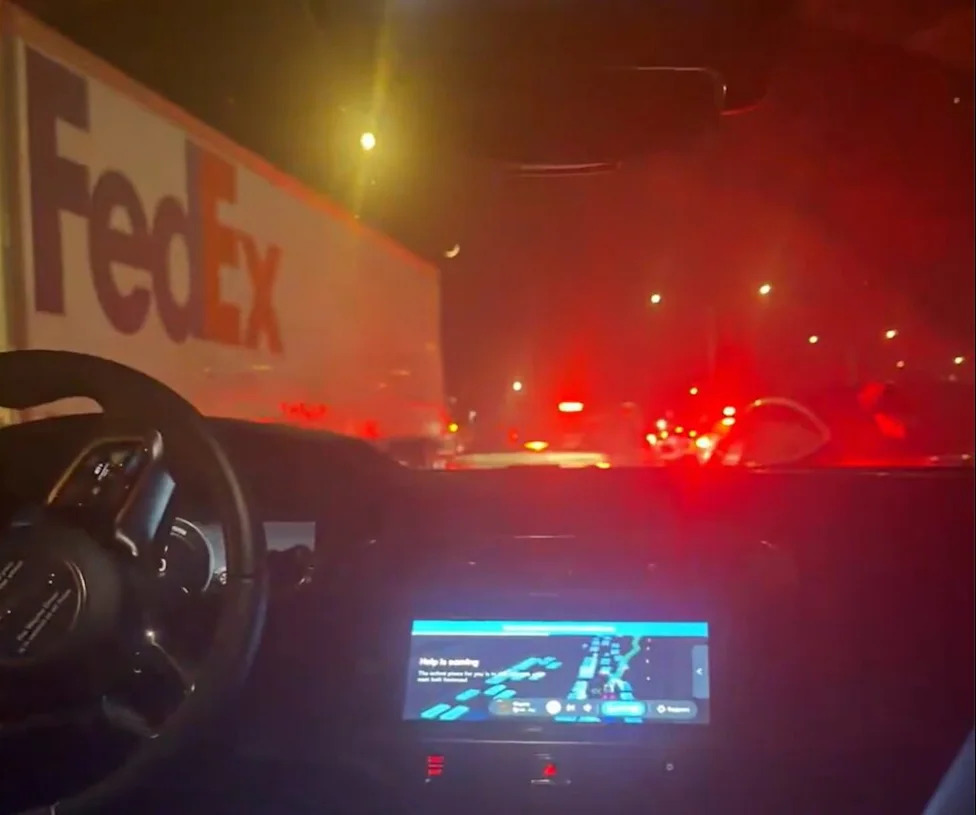 Robotaxi, Waymo Suspends Freeway Operations After Robotaxi Flees Police Through Construction Zone