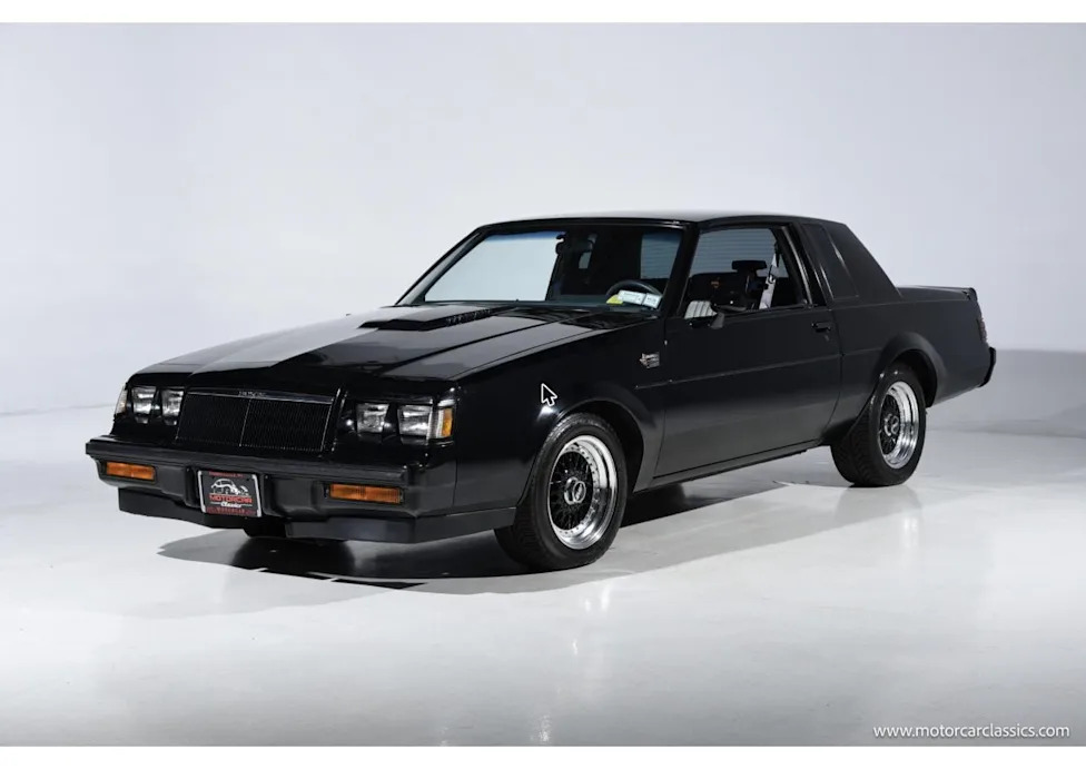 Buick, 25K-Mile 1986 Buick Grand National Surfaces As A Black-Chrome Time Capsule