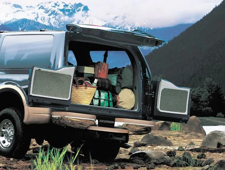 Ford May Bring Back The Excursion - As An EREV