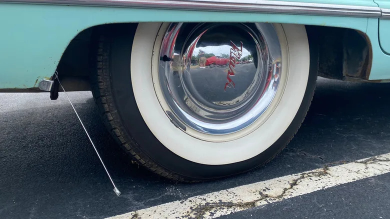This Car Mod Was Everywhere In The '80s – Here's Why You Rarely See Them Today