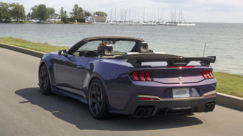 Ford Mustang Dark Horse SC Convertible Packs 795 HP Into A Droptop