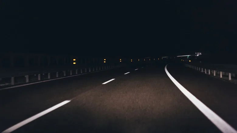 What Is Highway Hypnosis? The Phenomenon Explained &amp; Tips On How To Avoid It
