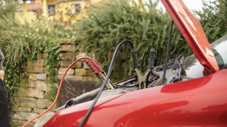 Yes, Jumper Cables Can Wear Out, Here's When They Should Be Replaced