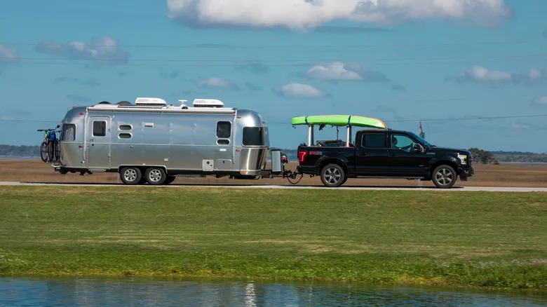 If Everyone Followed The 80% Rule For Towing, We'd All Feel A Lot Safer