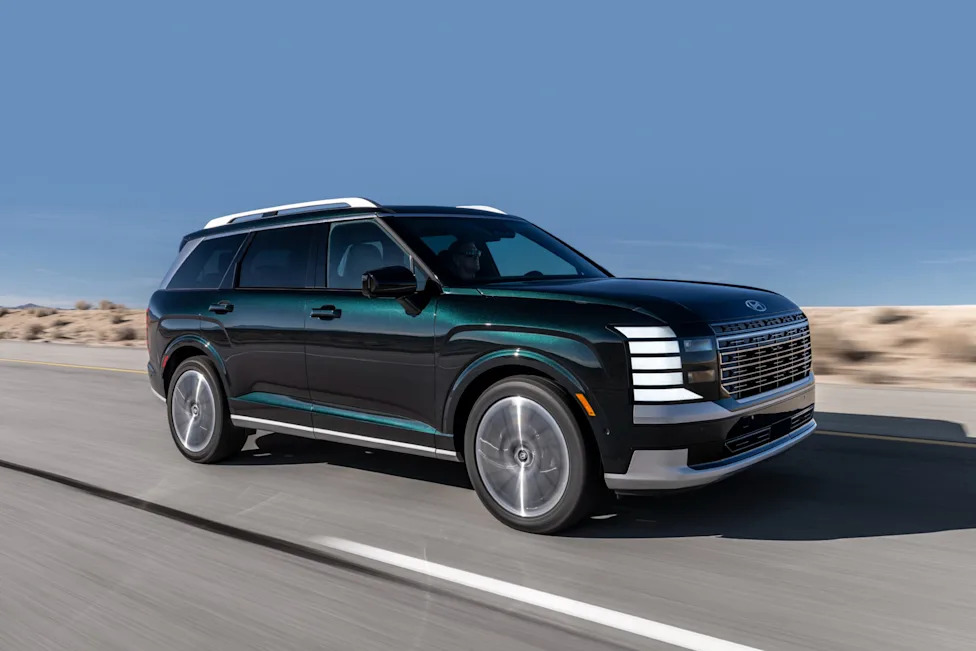 Battle of the family SUVs: Hyundai Palisade vs Kia Telluride