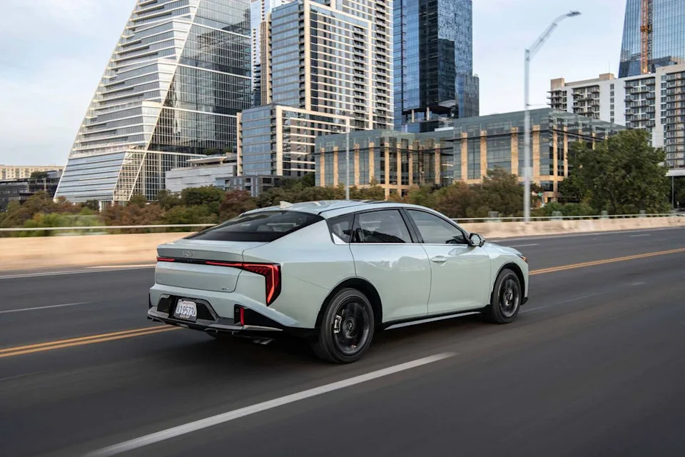 2027 Kia K4 and K4 Hatchback Arrive With Minimal Updates
