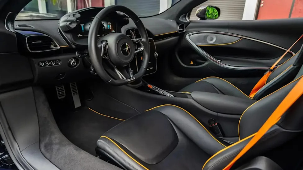 McLaren Artura Lost Over $100,000 In Just One Year And 1,300 Miles