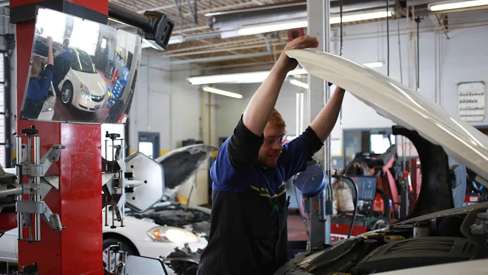 Car Buyers Stay Loyal To Dealers That Treat Them Right After The Sale