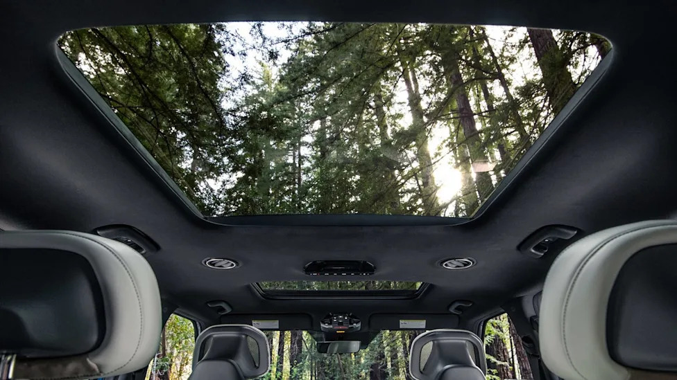 Claims of Suddenly Shattering Sunroofs Are Surging Across America in 2026, Report Says