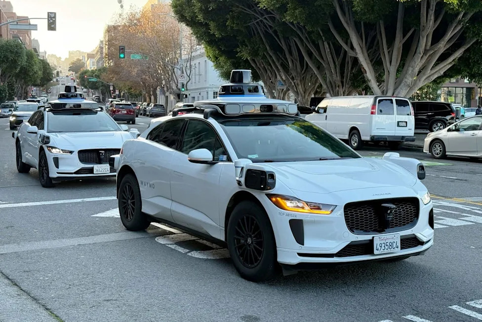 In Phoenix, a first Waymo ride had no driver, cost $20, and felt surprisingly smooth